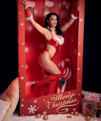 Сексуальная красотка готова окунуть тебя в океан наслаждения. Приятное общение и незабываемый опыт гарантированы. Позвони мне, не пожалеешь! 2804, 26 лет